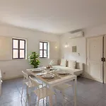 Central 1 By Homing Apartman